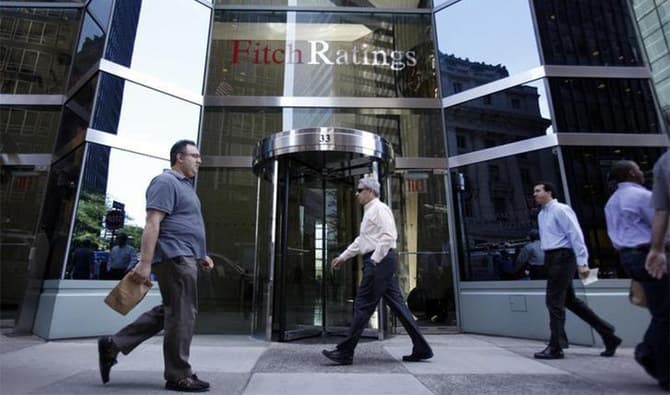 "فيتش" تخفض التصنيف الائتماني لباكستان للمرة الثانية خلال 4 أشهر