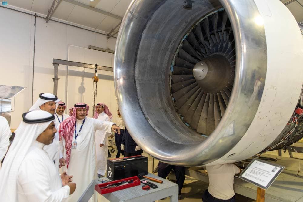 رفع الطاقة الاستيعابية لبرامج تدريب الشباب السعودي في صناعة الطيران