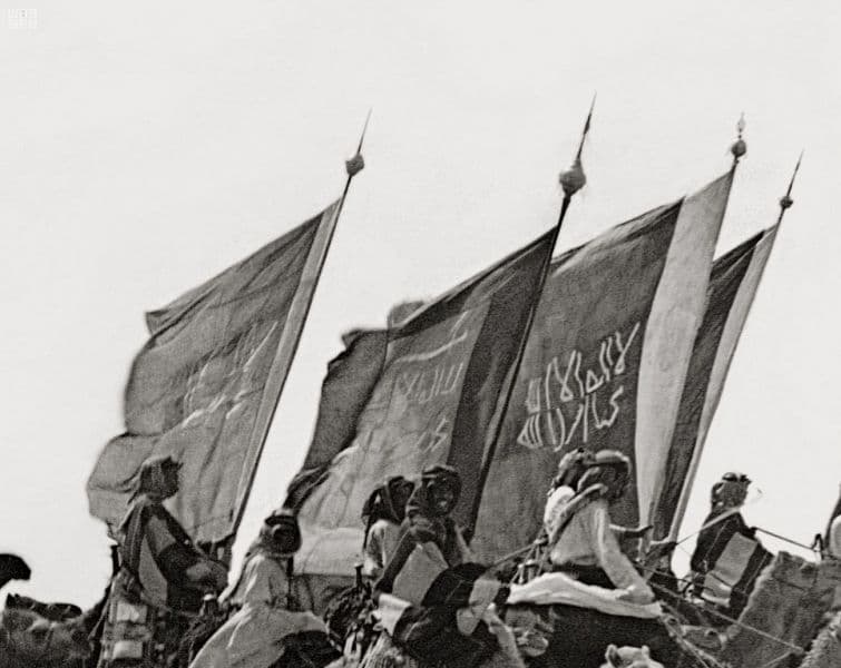 كيف تطور العلم السعودي طوال 3 قرون ؟