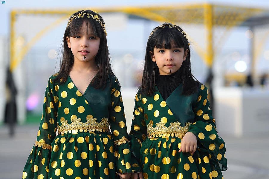 الملبوسات التراثية للأطفال تشهد إقبالاً في شهر رمضان