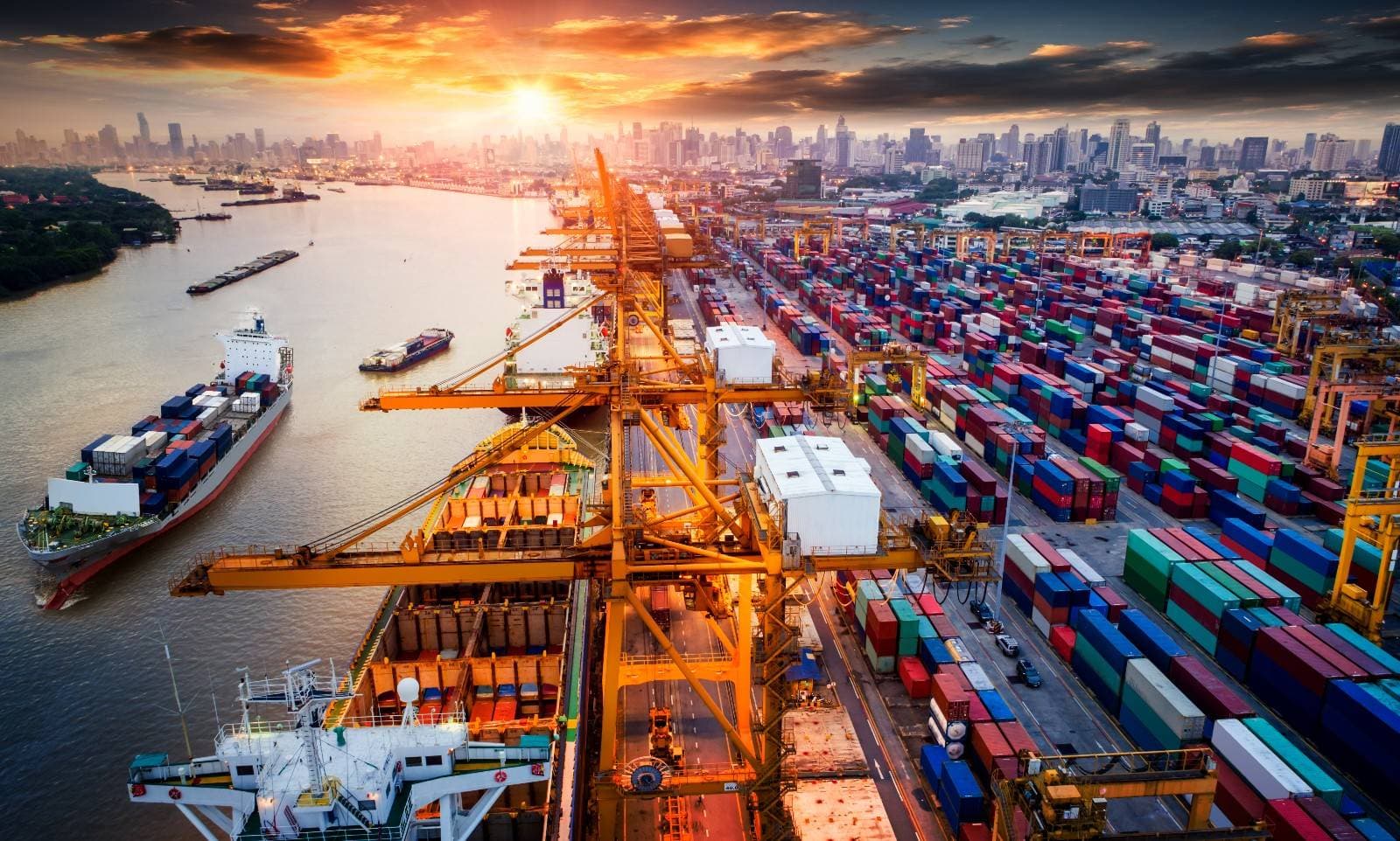 البنك الدولي: نمو الاقتصاد العالمي يتباطأ 2.2 % بحلول 2030 .. أضعف عقد منذ بداية القرن