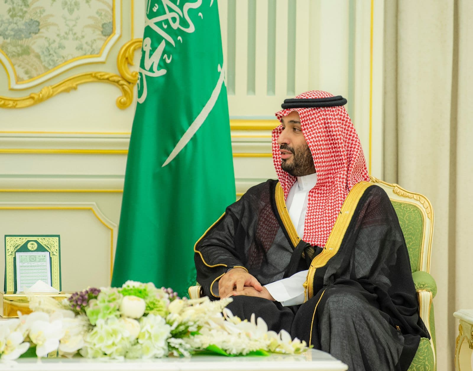 ولي العهد يبحث مع رئيس وزراء بولندا سبل تعزيز آفاق التعاون