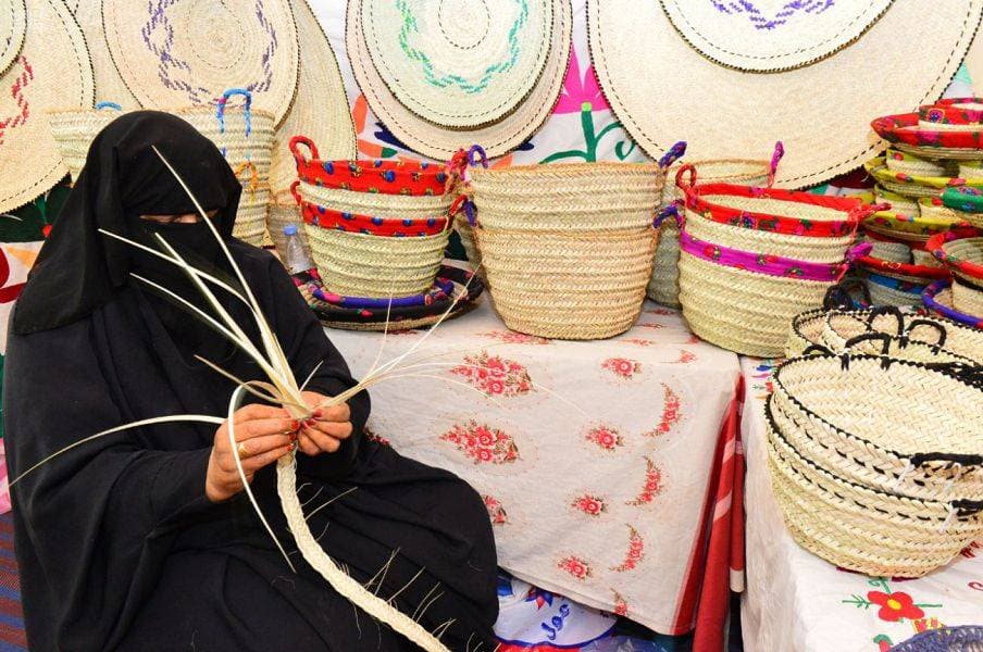 علماء: موقع الجمل في الجوف الأقدم في العالم لنحت الحيوانات المجسمة