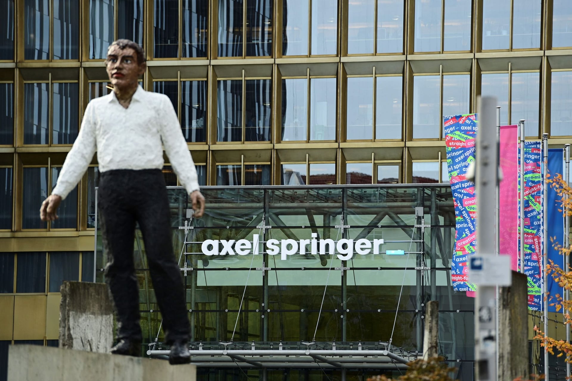 تطبيقا لتحولها الرقمي .. صحيفة بيلد تعتزم إلغاء 200 وظيفة ووقف ثلث إصداراتها