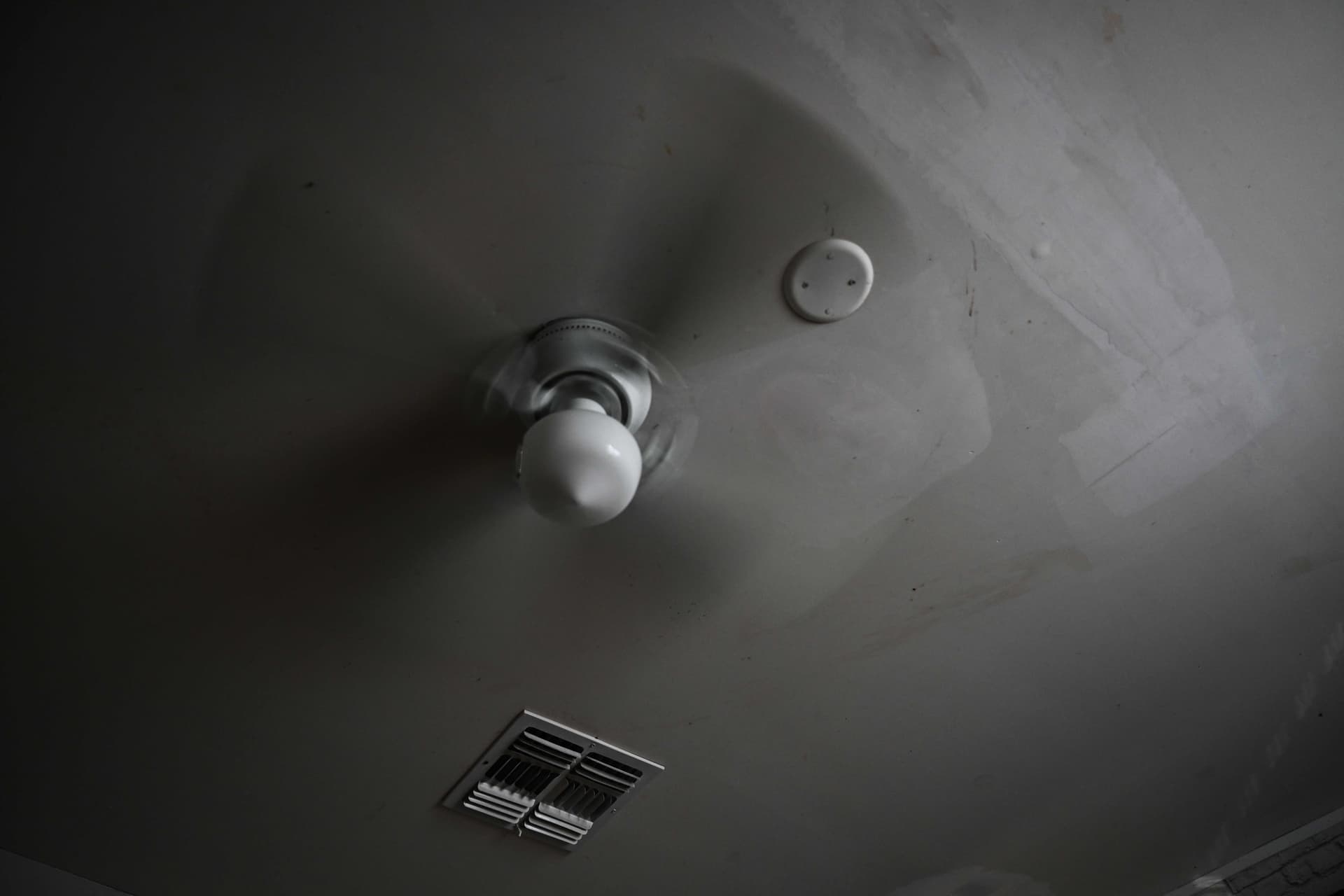 موجة الحر في فينيكس الأمريكية تبرز الهوة بين الأغنياء والفقراء