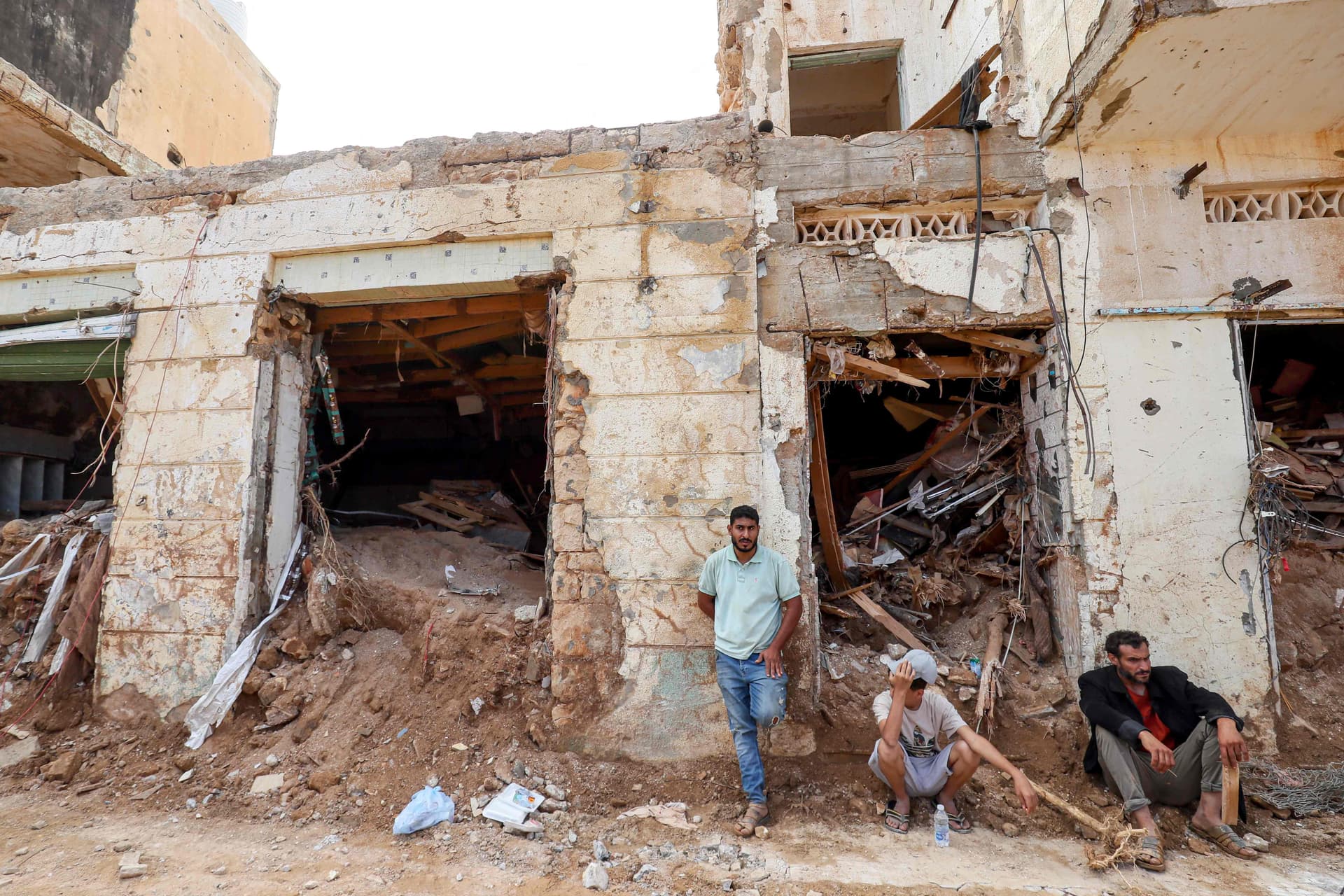 في درنة وجع انتظار الكشف عن مصير أحبة مفقودين