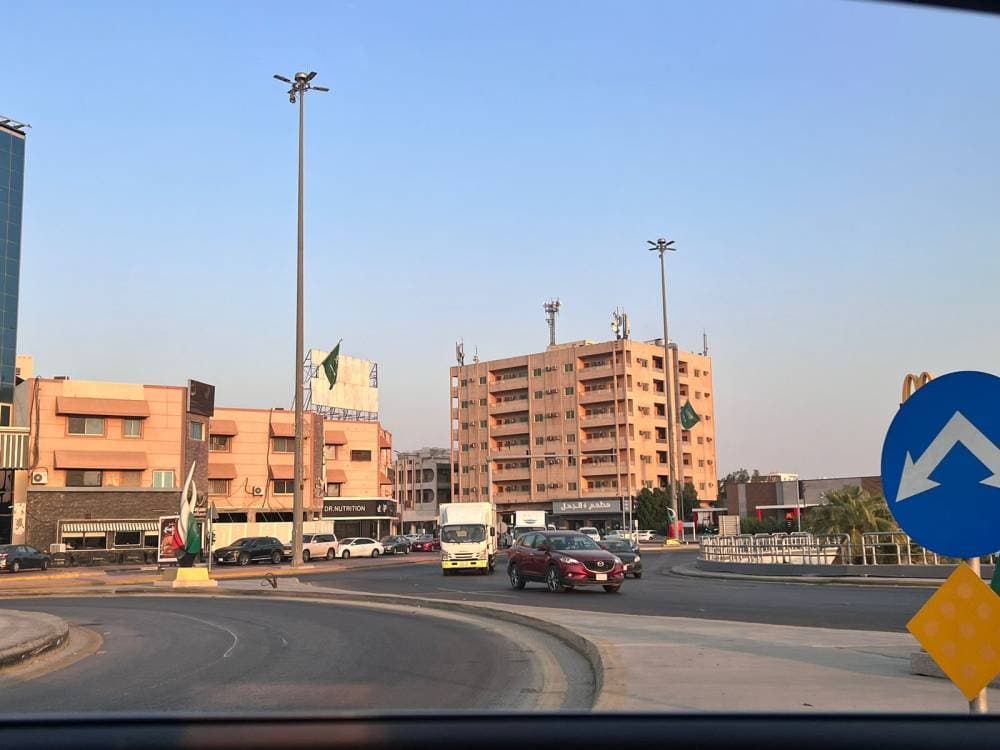 الأحساء .. حوار اقتصادي بين «مكة» و«الظهران»