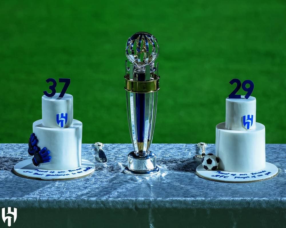 الهلال يحتفي بسالم وبونو