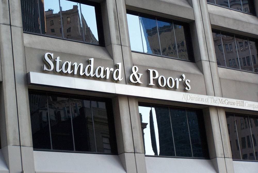 احتكار ونفوذ .. سطوة وكالات التصنيف الائتماني على الأسواق من أين تأتي؟