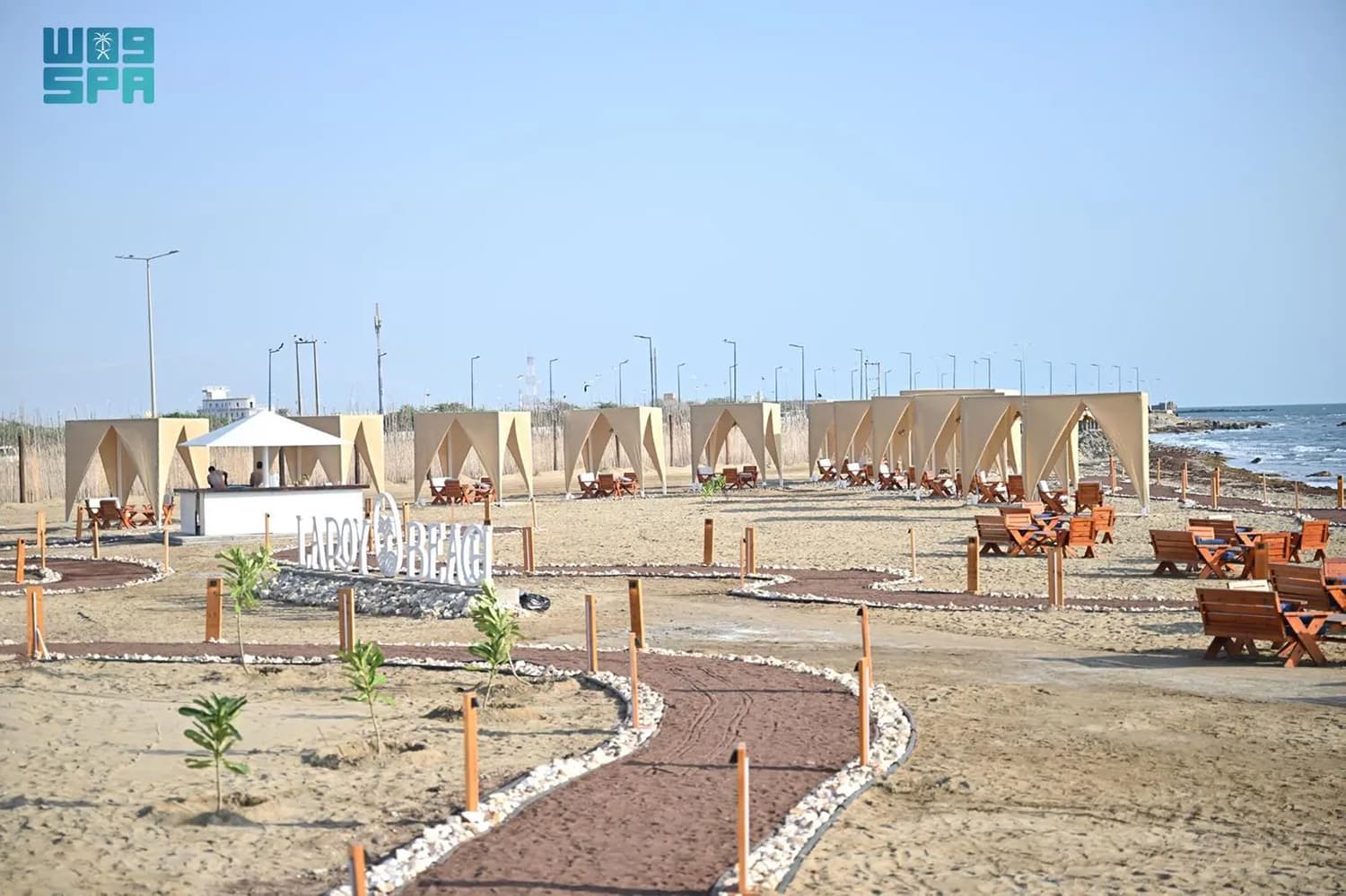 واجهة مركز الشقيق البحرية تتهيأ لاستقبال الزوار