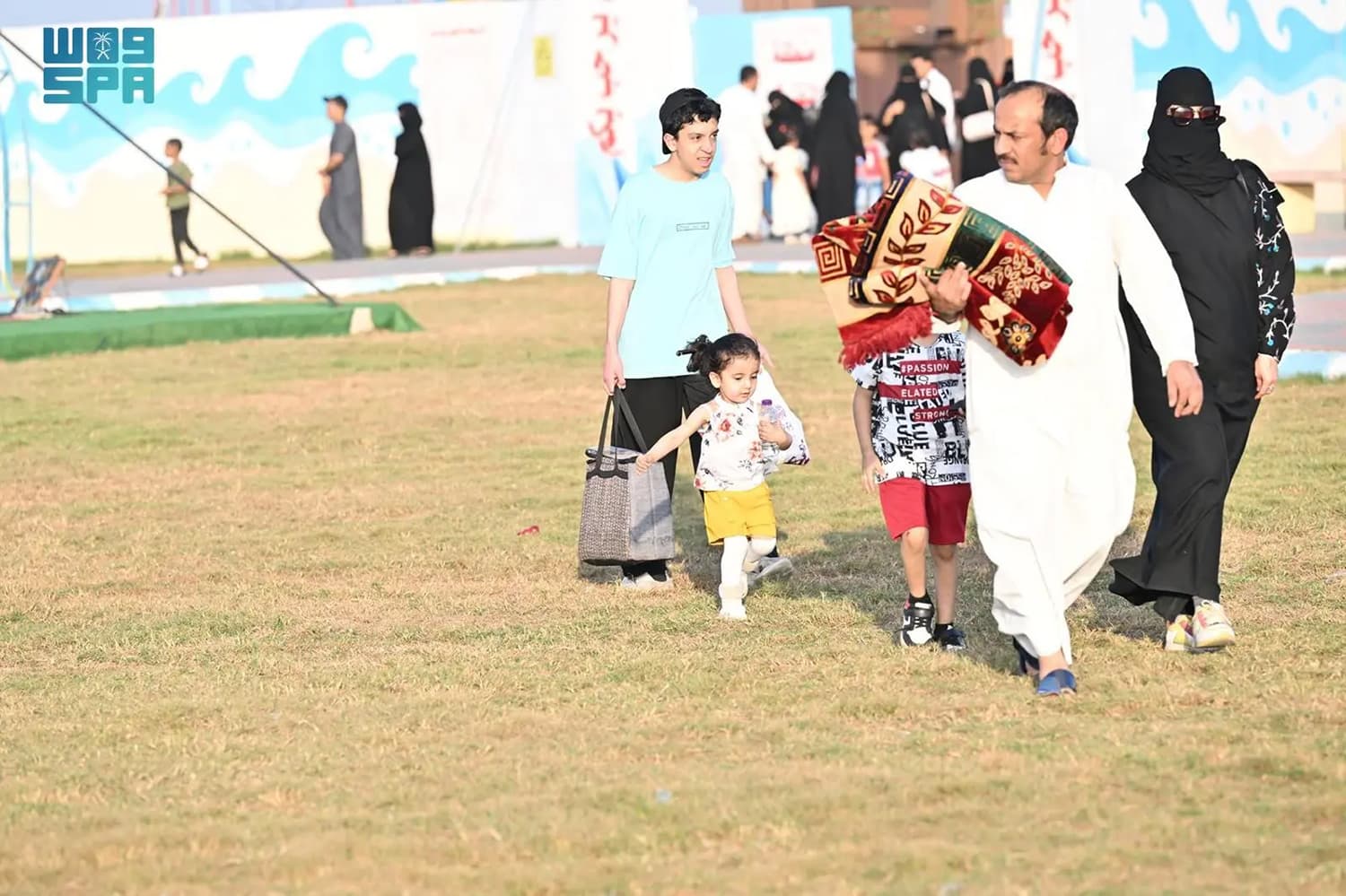 واجهة مركز الشقيق البحرية تتهيأ لاستقبال الزوار