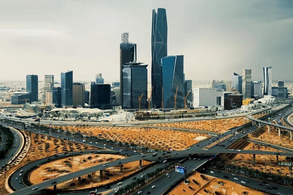 يتوقع أن يصل الإنفاق على المدن الذكية إلى 1.2 تريليون دولار بحلول 2025. "واس"