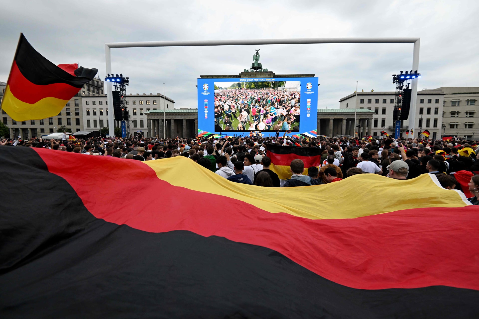 بيع حقوق البث الإعلامي لمباريات "يورو 2024" سيتجاوز 1.1 مليار يورو