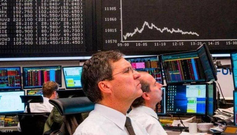 أسهم أوروبا تتراجع قبل بيانات اقتصادية مهمة وشركات التجزئة تتصدر الخسائر