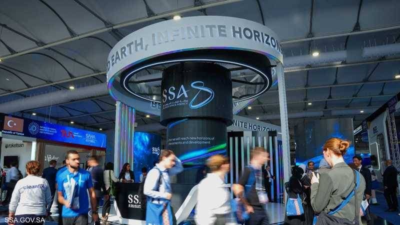 يسهم المركز في تبادل الخبرات.