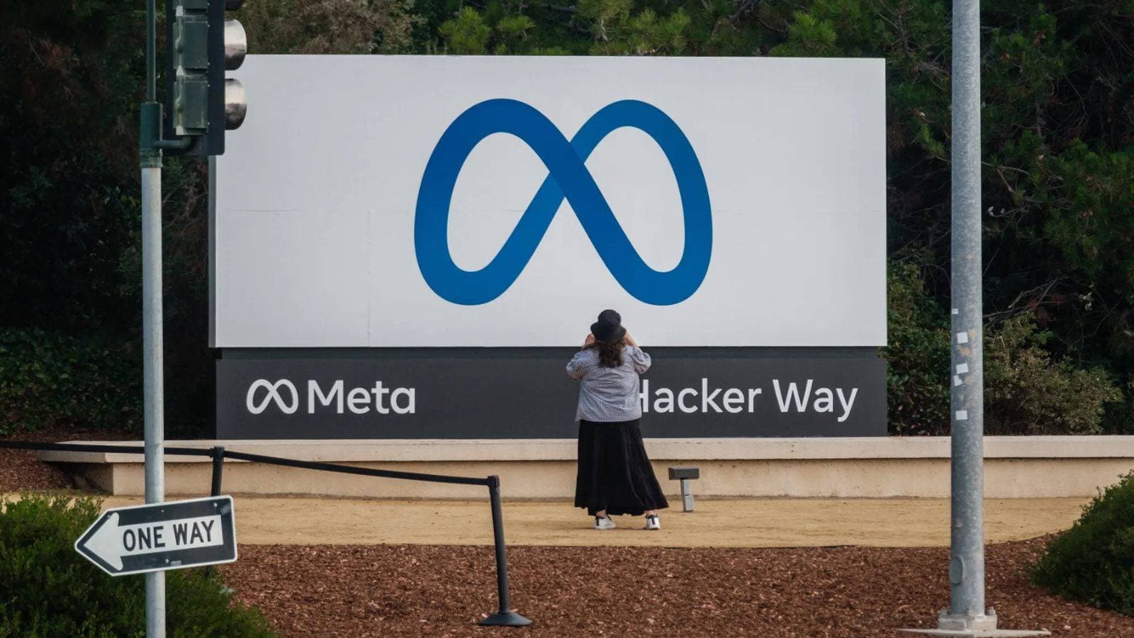 "ميتا" تلجأ للطاقة النووية لتشغيل مراكز بيانات الذكاء الاصطناعي