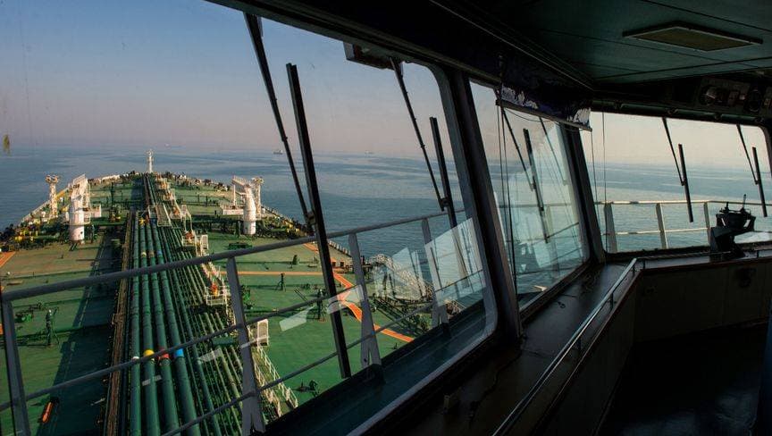 تحليل شامل: كيف تؤثر العقوبات الأمريكية على تدفقات النفط الروسي؟