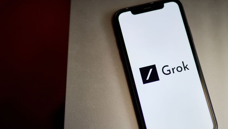 ماسك يطلق روبوت المحادثة "غروك 3" ويؤكد أنه بالأذكى حول العالم