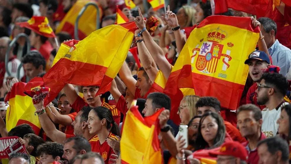 تذاكر نهائيات دوري الأمم الأوروبية مقابل 30 يورو لجماهير المنتخبات الـ 4