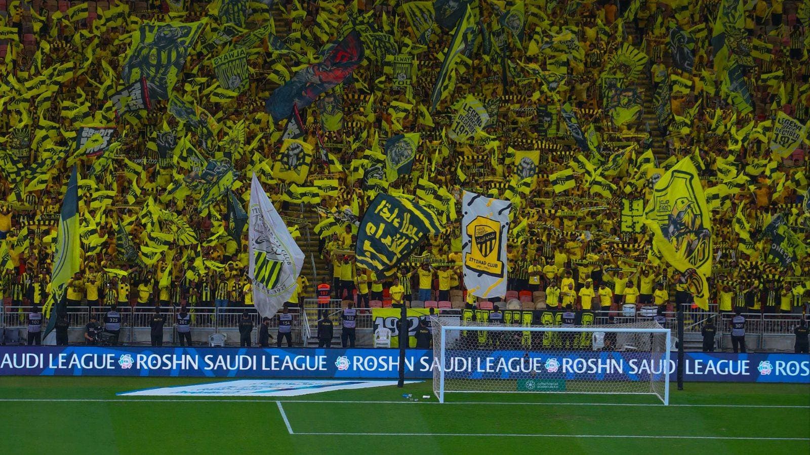 رابطة دوري روشن: الأندية مسؤولة عن تذاكرها .. و30% من المدرجات بـ 30 ريالا