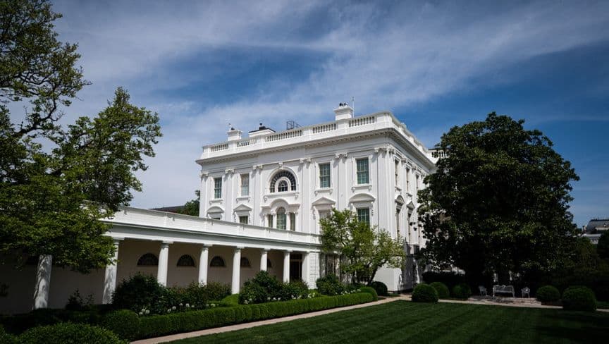 إدارة ترمب تعتمد خطة موحدة لمفاوضات الرسوم الجمركية