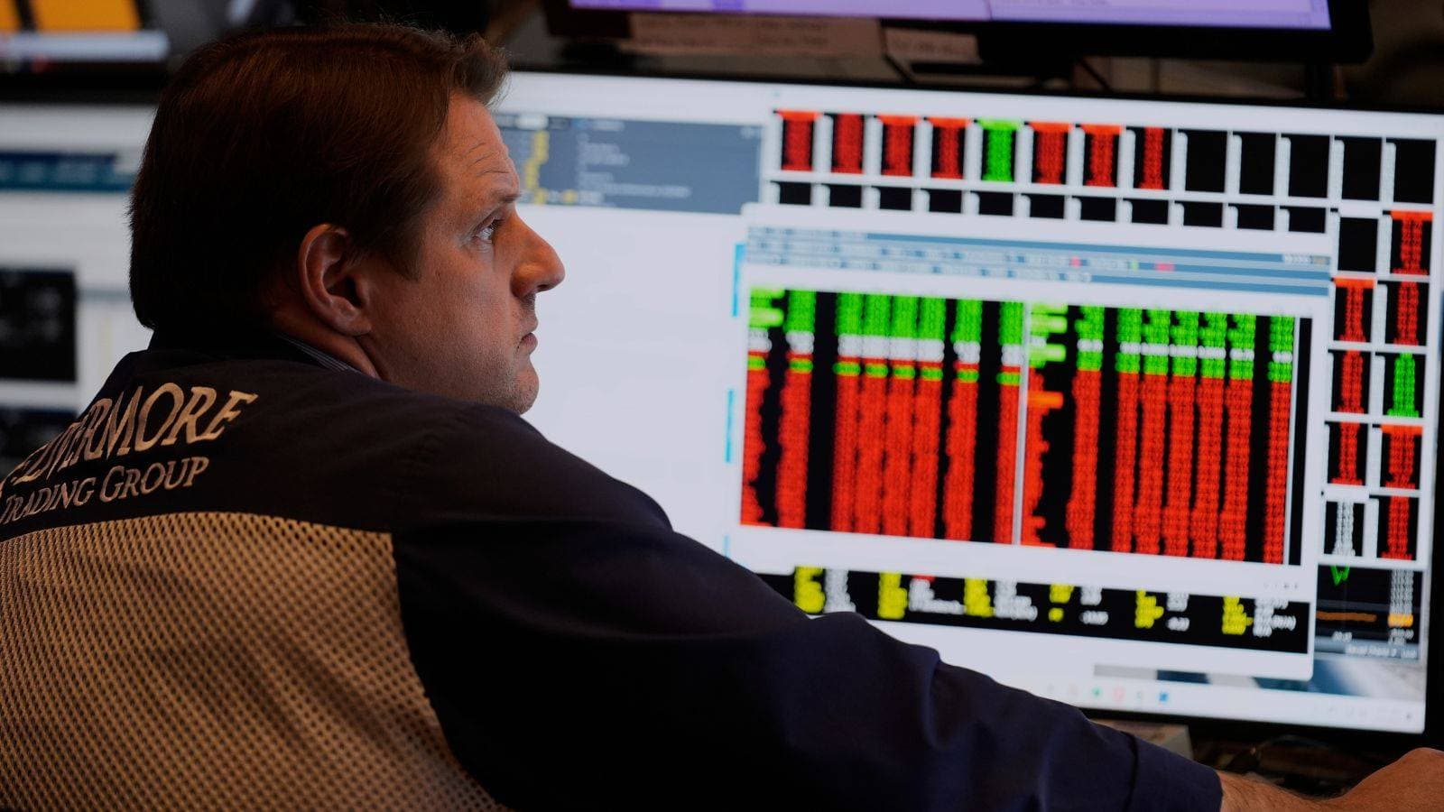 أزمة الرسوم تعصف بأسهم "العظماء السبعة" لقطاع التكنولوجيا الأمريكي