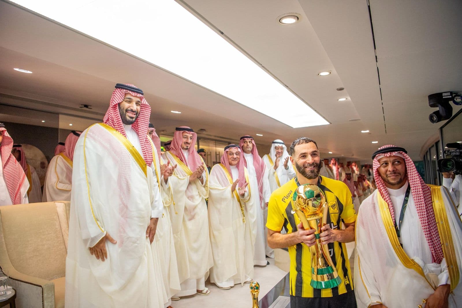 الاتحاد السعودي يتوج ببطولة كأس الملك ويحصل على 10 ملايين ريال
