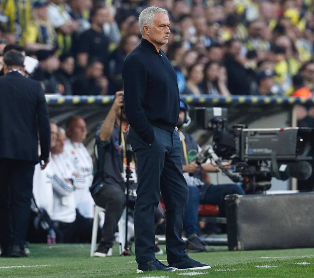 مدير فنربخشة لـ "الاقتصادية": مورينيو ملتزم بعقده معنا .. لم يطلب الرحيل للهلال