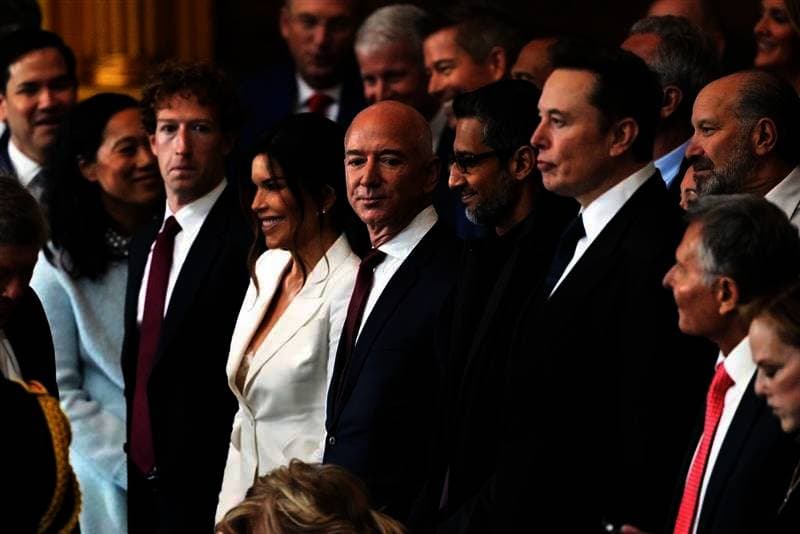 ثروات أغنياء أمريكا الشمالية تستفيد من ارتفاع الأسهم .. والعدد يتقلص في أوروبا