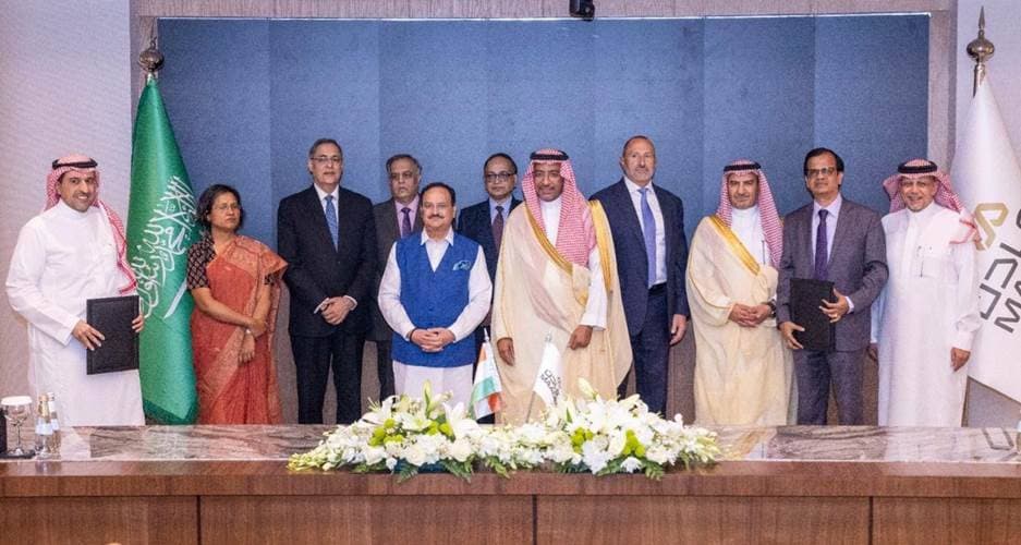 شركات هندية تستكشف الفرص في قطاع البتروكيمات السعودي