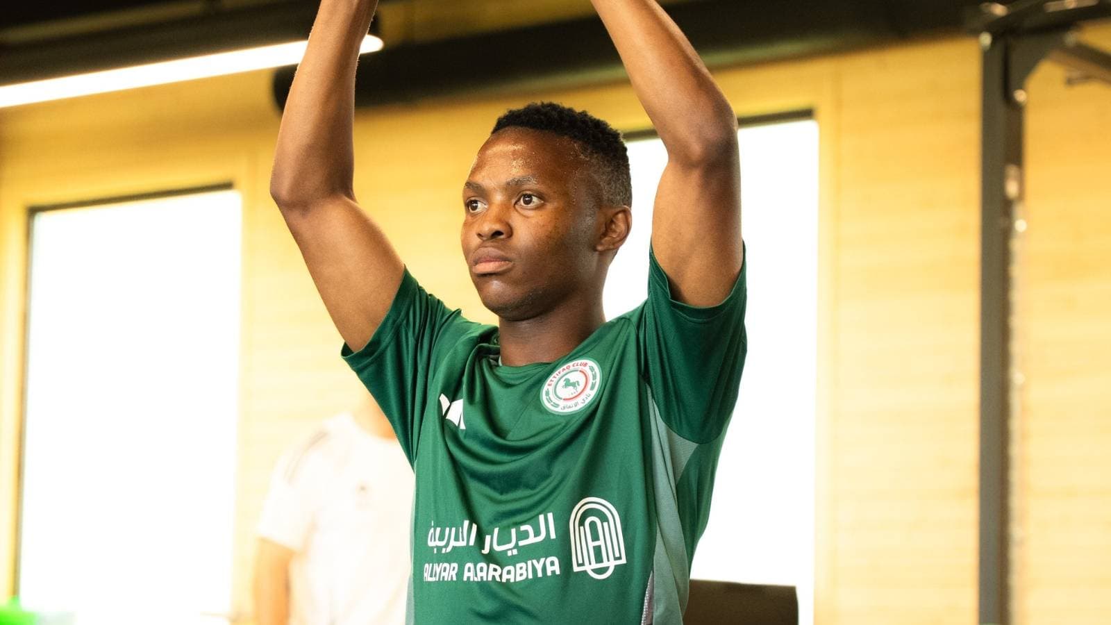 راتب بـ 6.5 مليون راند يجلب الجنوب إفريقي نكوتا إلى "الاتفاق"