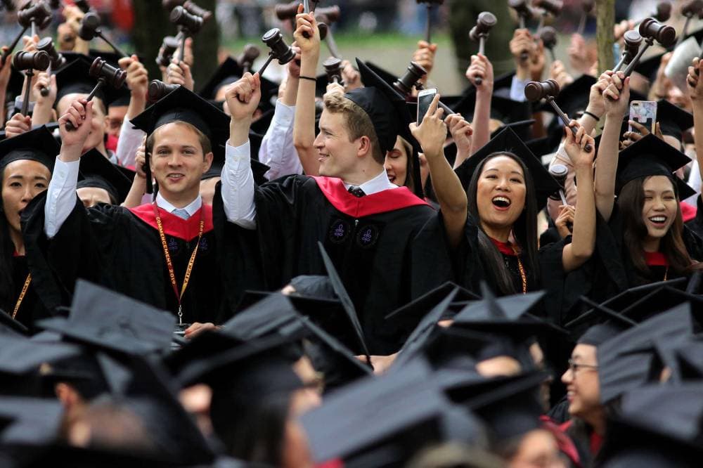 درس قاسي لأبناء الجيل حول تحديات سوق العمل .. بطالة مماثلة لغير الجامعيين