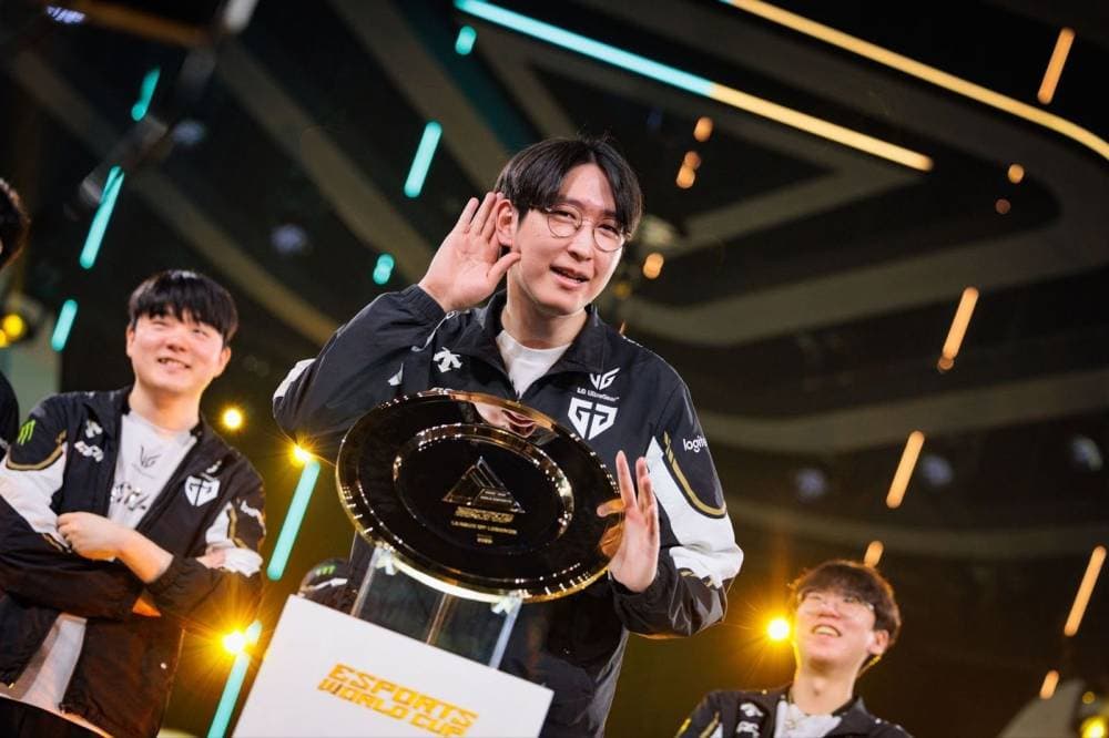 "ليج أوف ليجيندز" أول مباراة في الرياضات الإلكترونية 2025 تستقبل أكثر من مليون مشاهد