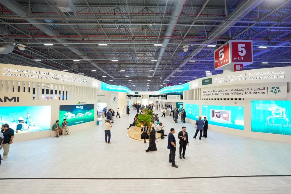 جناح السعودية في "آيدف 2025" يشهد توقيع 5 مذكرات تعزز الشراكات وتمكن الصناعات العسكرية