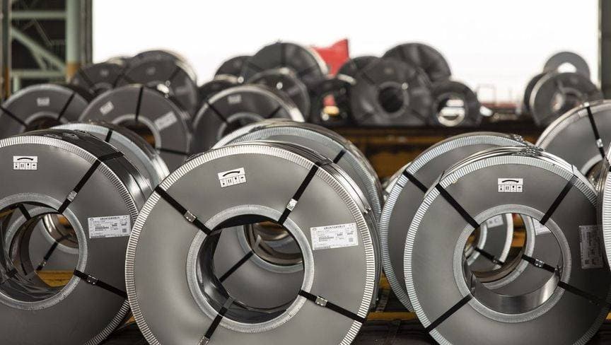 أرباح مصانع الصلب في الصين تنتعش مع كبح فائض الإنتاج