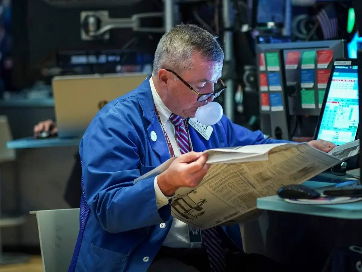 من ذعر الركود التضخمي إلى نشوة السوق الصاعدة .. كيف تغير مزاج المستثمرين في أمريكا؟