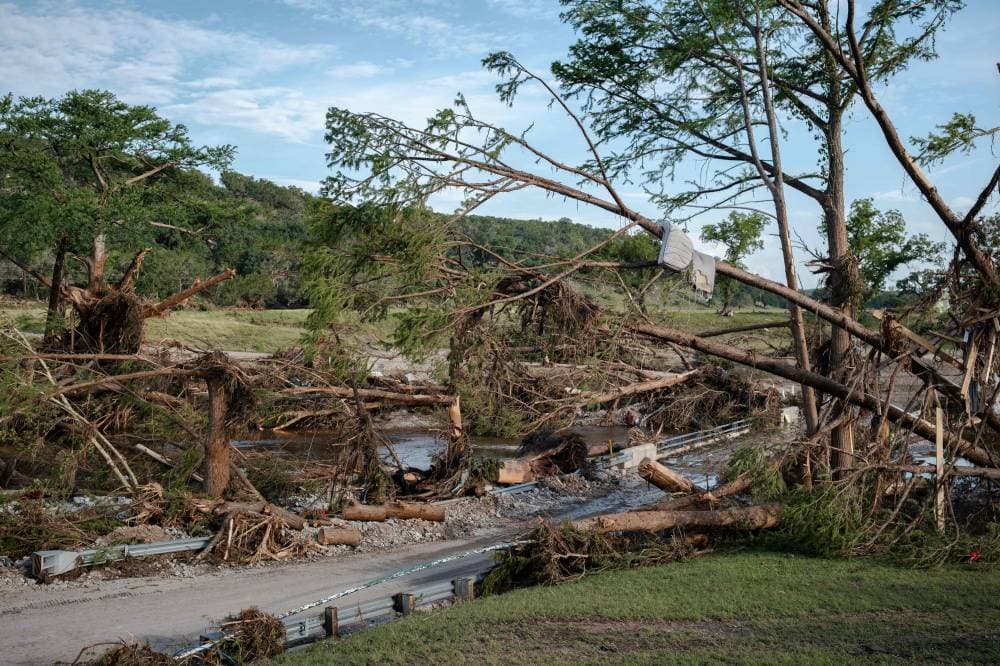 تقرير: خسائر سيول تكساس المدمرة قد تصل إلى 22 مليار دولار