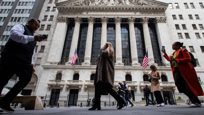 توقعات بتباطؤ نمو الاقتصاد الأمريكي وضغوط التضخم ستستمر في 2026