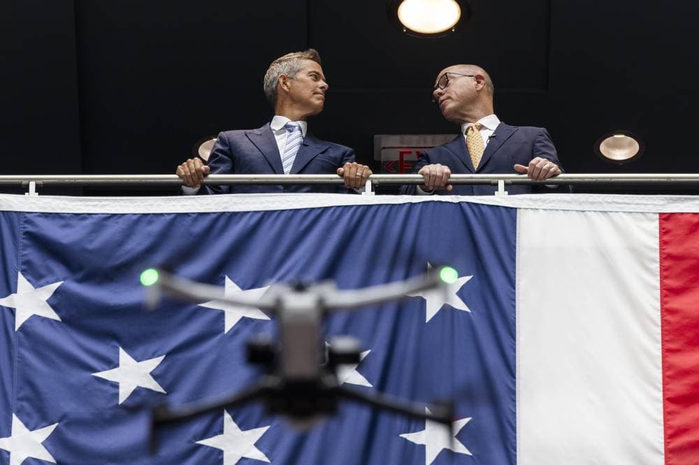 حلم بيزوس يقترب مع سعي ترمب إلى هيمنة أمريكا على طائرات الطرود المسيّرة