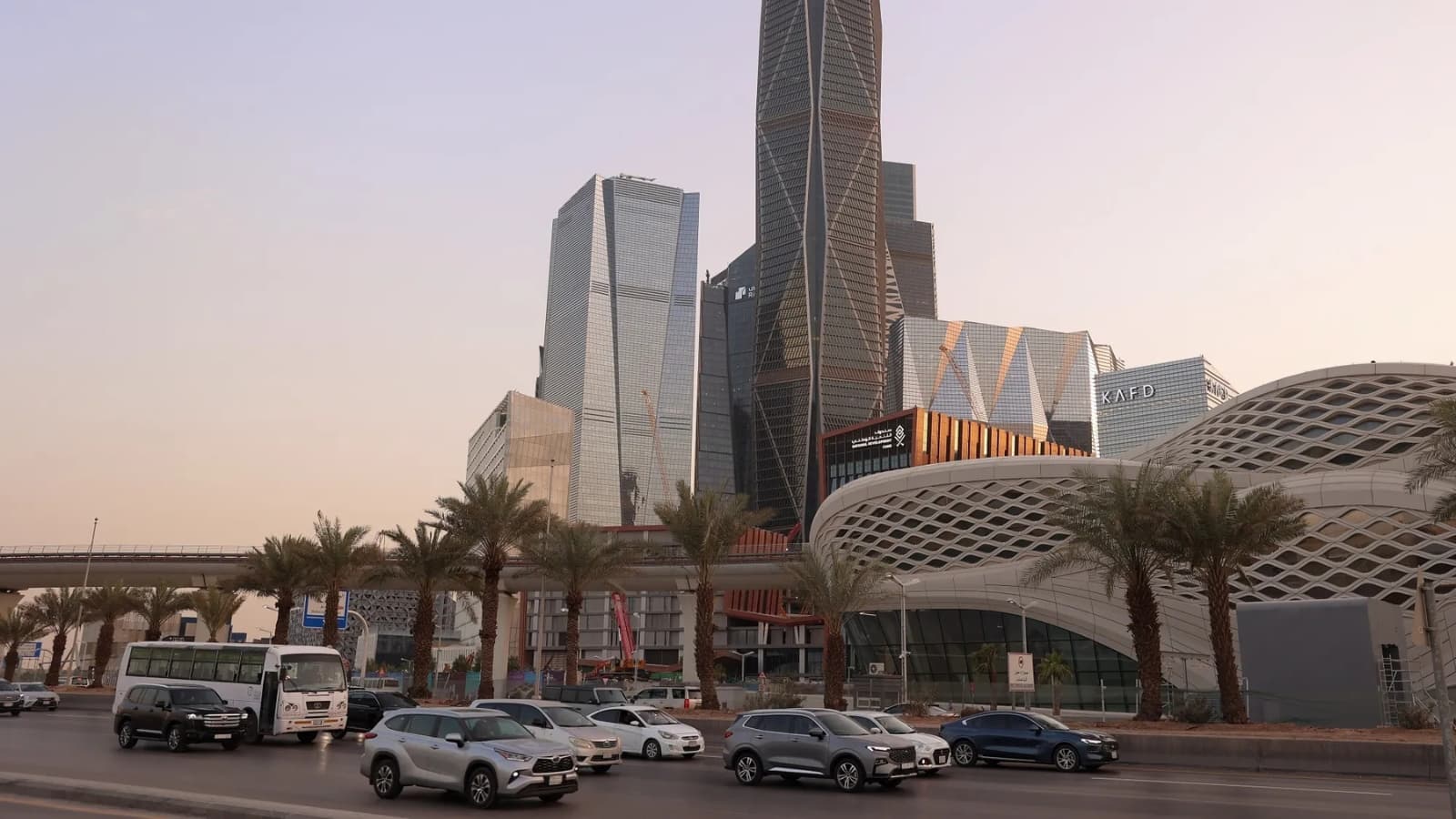 السعودية تدعو اليابان لتجاوز الشراكة التقليدية إلى التكامل الاستراتيجي