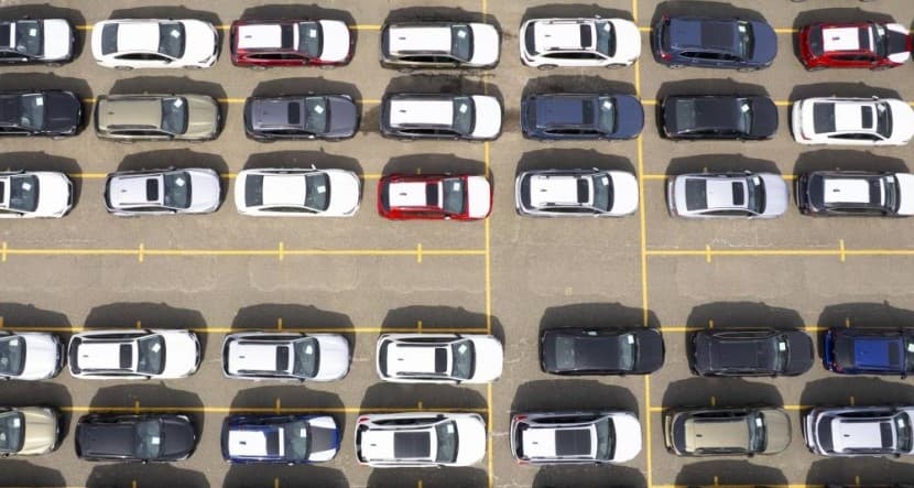 التمويل التأجيري للسيارات في السعودية.. مطالب بتشريع للحماية من عقود الإذعان