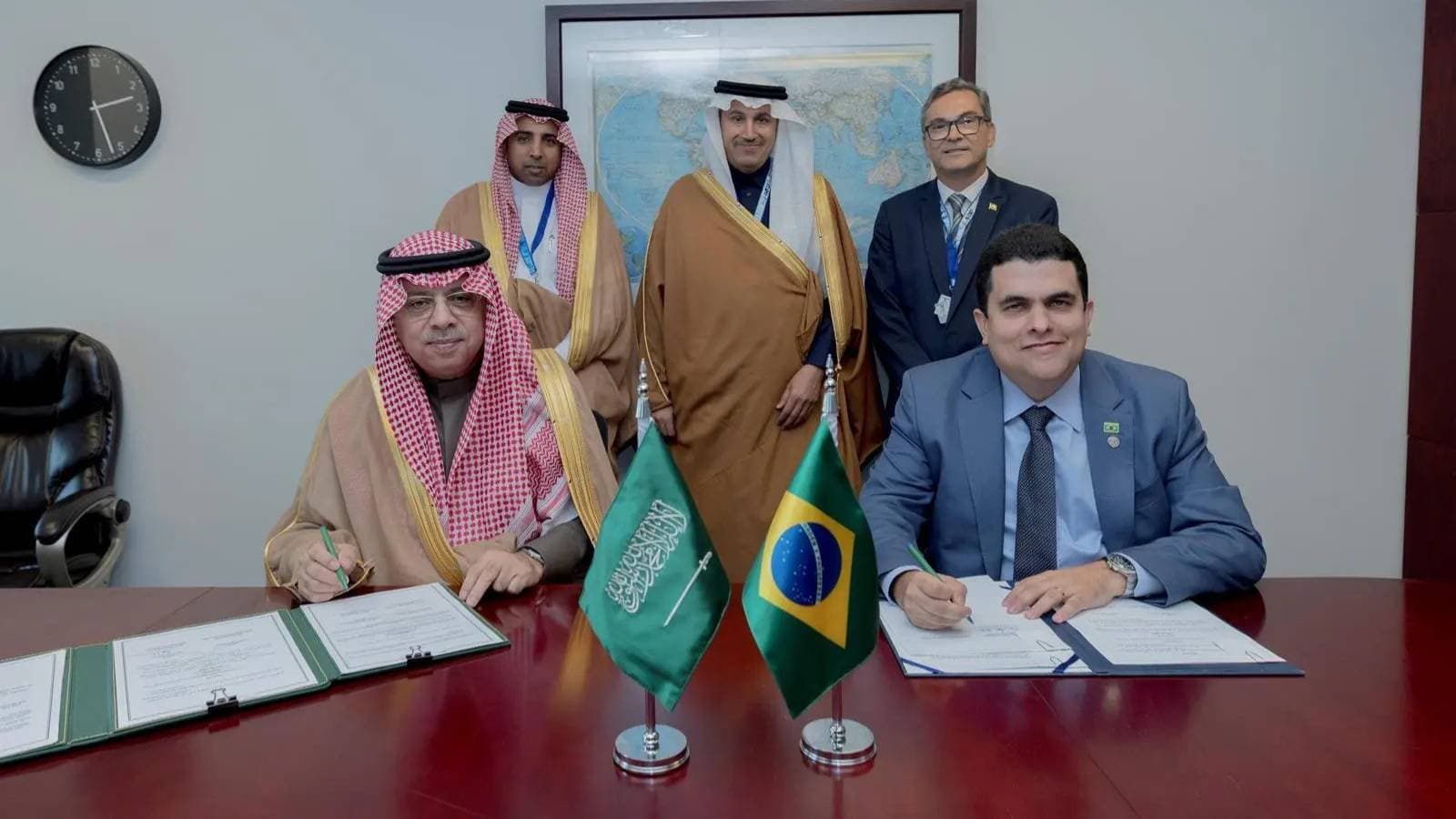 السعودية توقع اتفاقيات ومذكرات تفاهم مع 17 دولة لتعزيز التعاون في مجال النقل الجوي