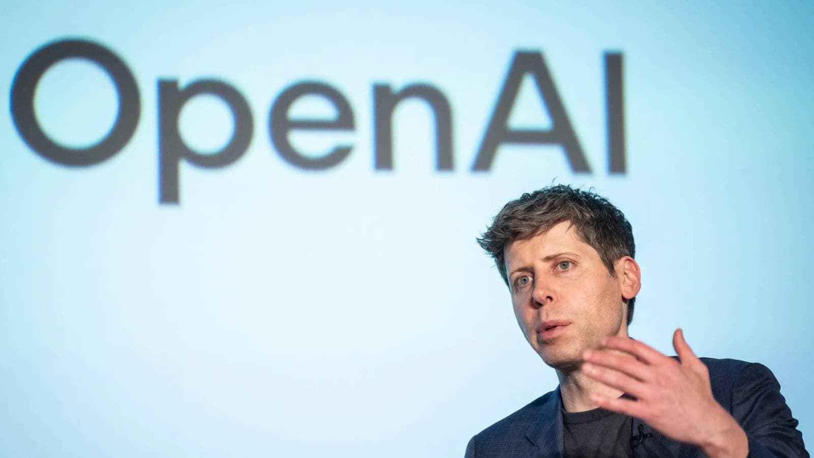 "OpenAI" تكمل صفقة بيع أسهم عند تقييم 500 مليار دولار وتتفوق على "SpaceX"
