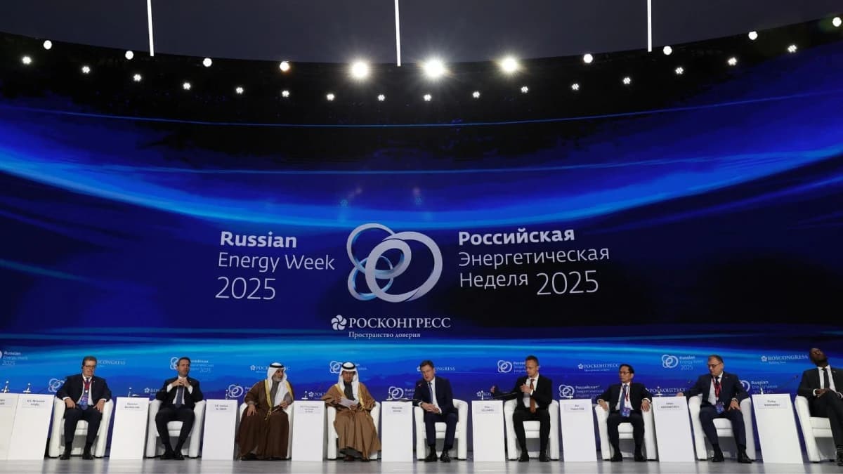 السعودية وروسيا تخططان لمنتدى أعمال مشترك لتعزيز التعاون في 11 قطاعا