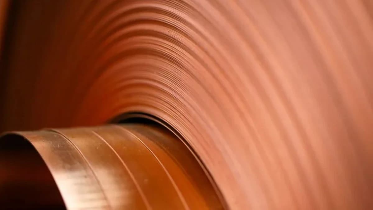 النحاس يرتفع وسط انحسار توترات التجارة والثقة في نمو الصين