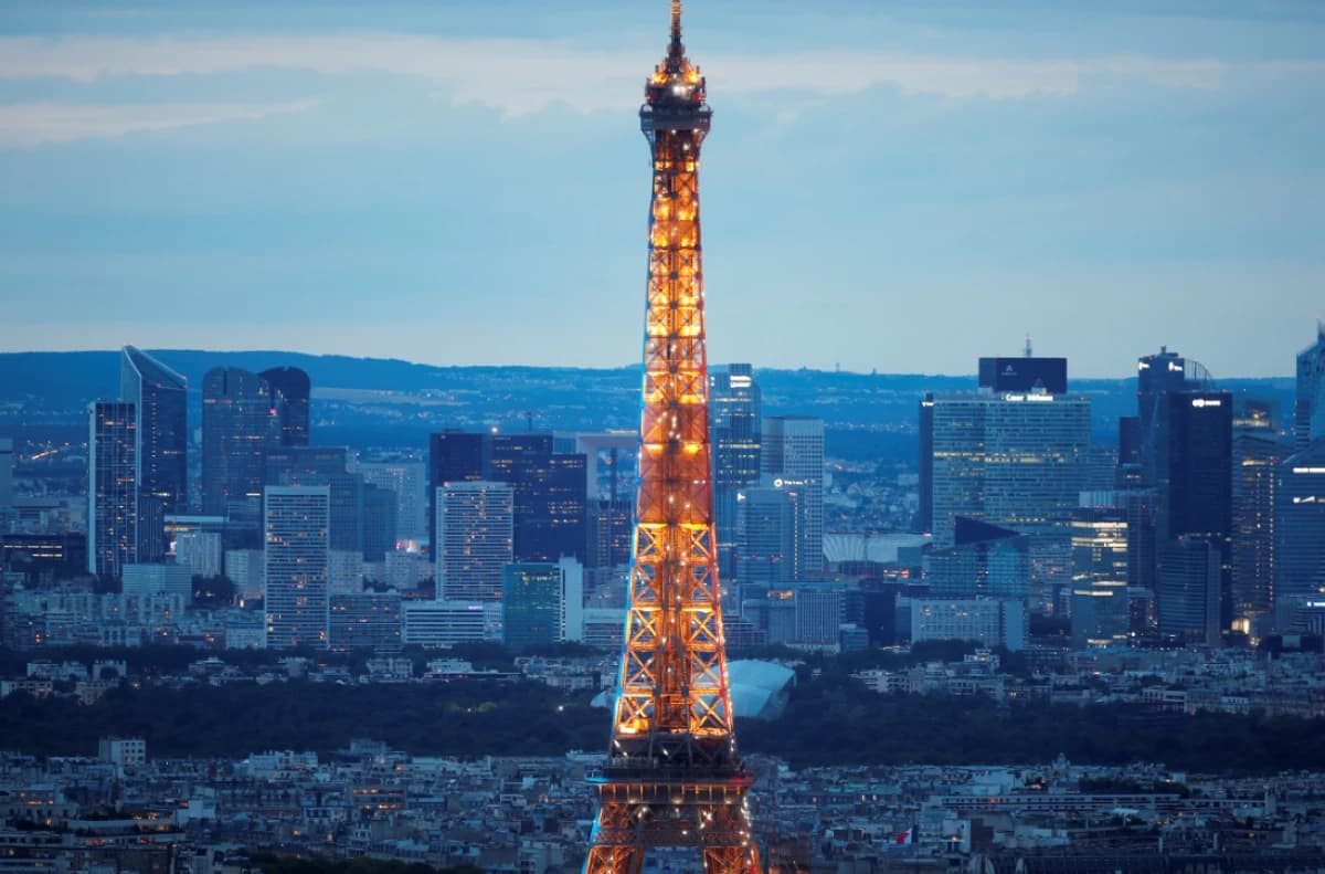 تراجع السندات الفرنسية بعد خفض التصنيف السيادي