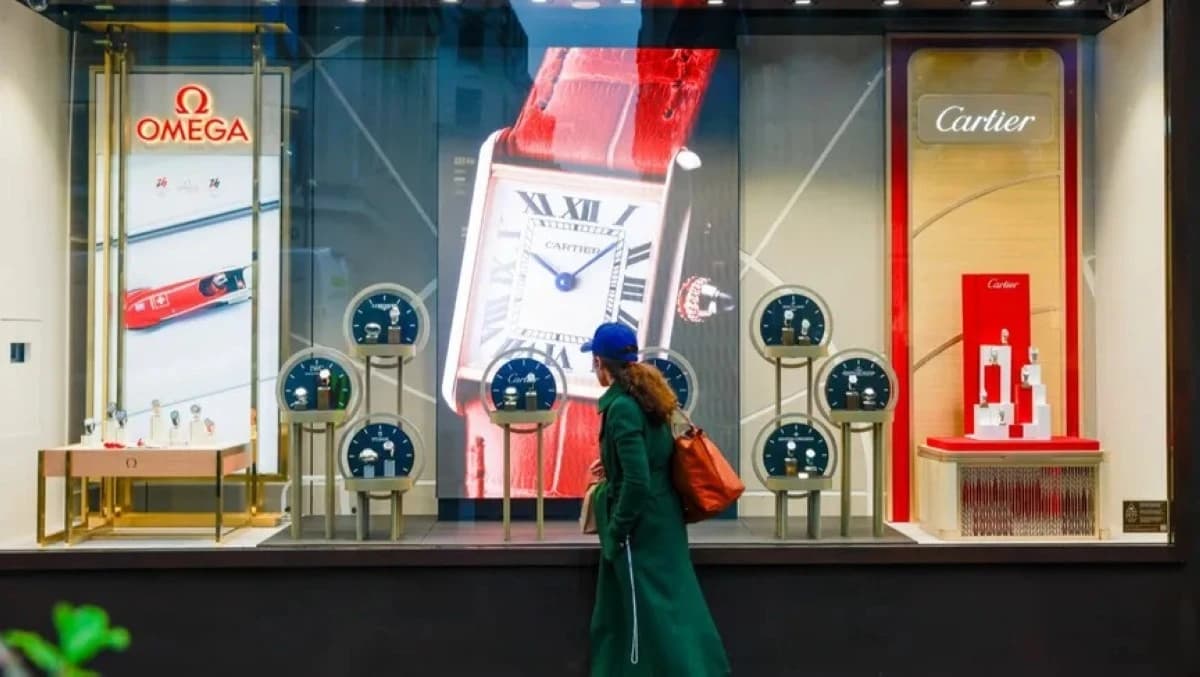 صادرات الساعات السويسرية تفقد زخمها بعد تحسن قصير