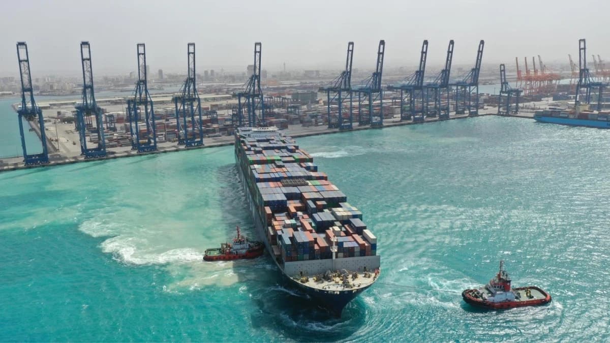 مختصون لـ"الاقتصادية": موانئ البحر الأحمر والنقل البري توازن تكلفة الشحن