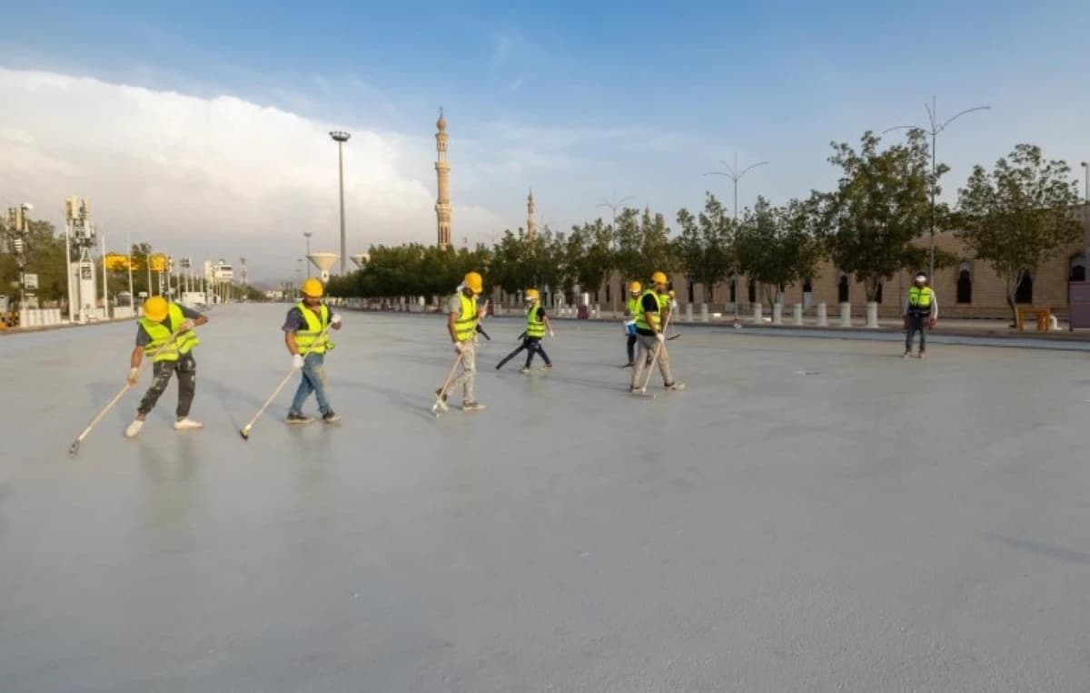 منظومة النقل في الحج تطبق تقنية «تبريد الطرق» في 3 مواقع جديدة