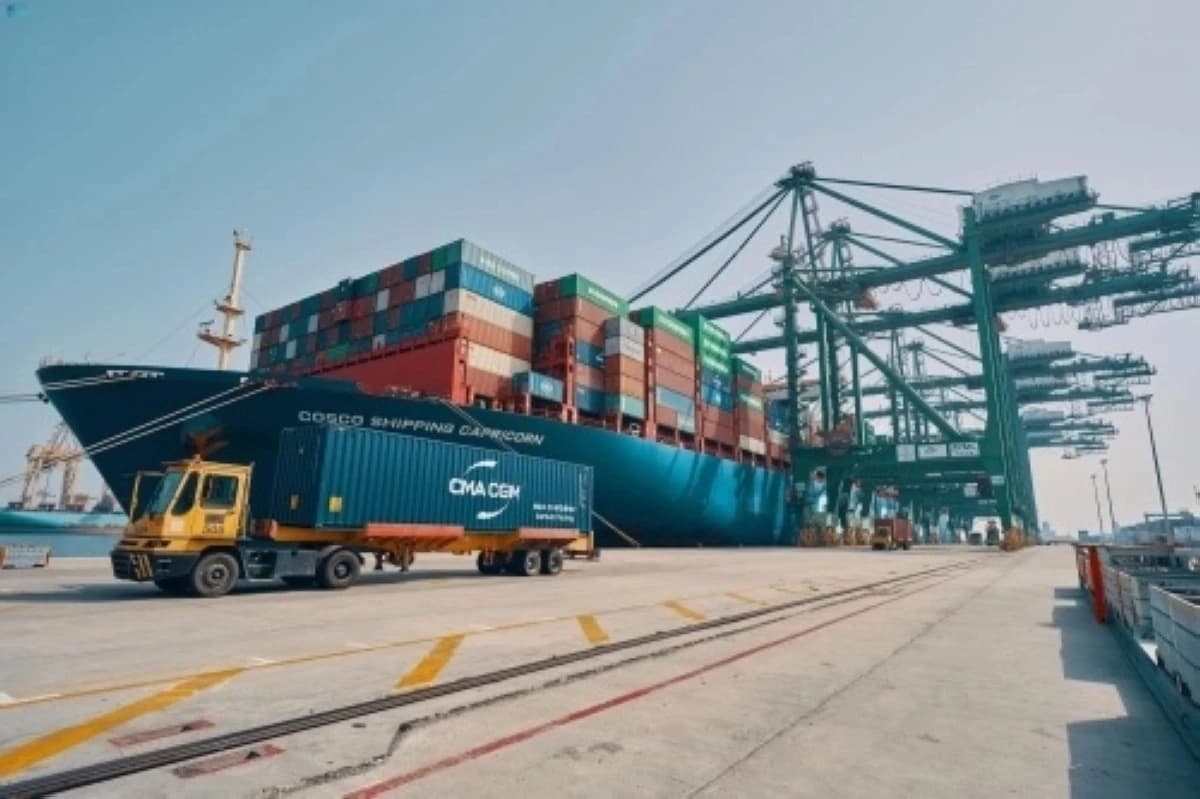 خدمة شحن جديدة تعزز ربط ميناء جدة الإسلامي بالأسواق العالمية